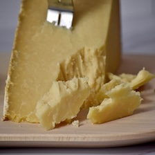 Black Label Cabot Clothbound Cheddar